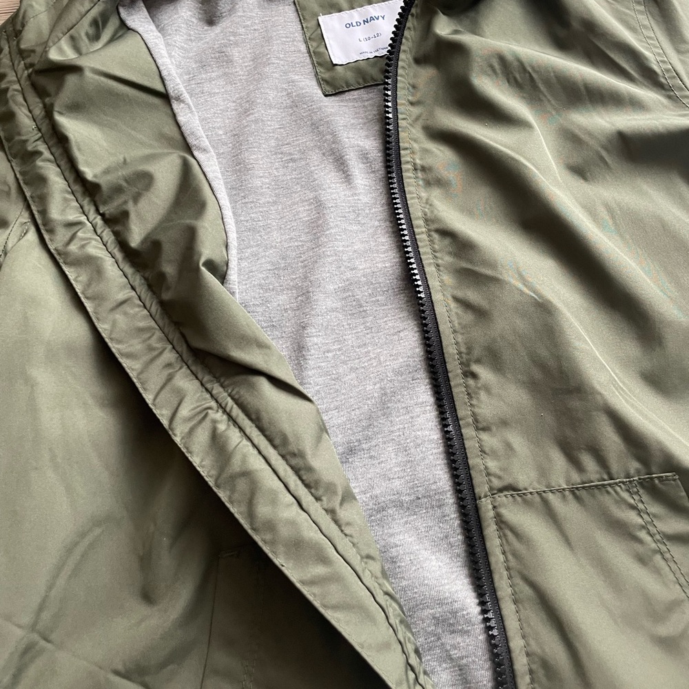 NEW | Old Navy | Army Green Lightweight Jacket | Windbreaker for Boys | L(10-12) - Picture 7 of 8